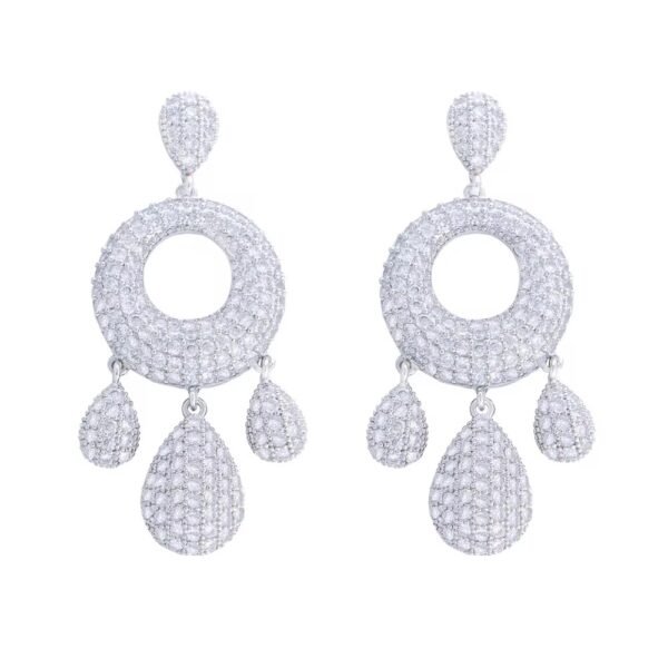 Aria Luscious Chandelier earring