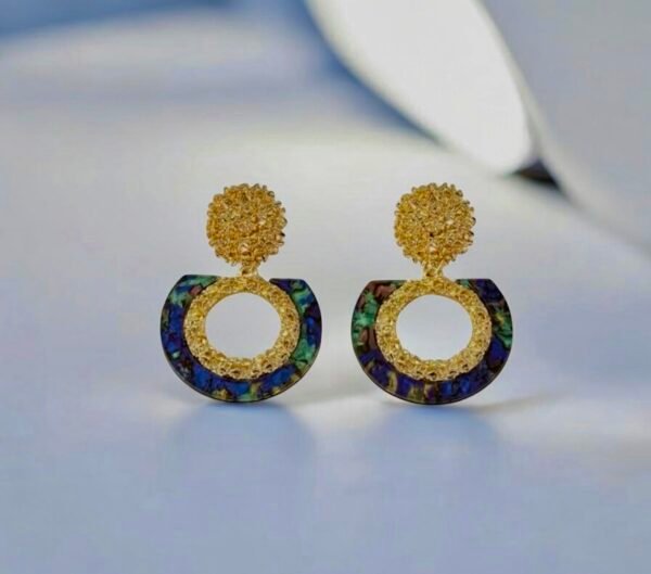 Naya Acrylic Earring (Round)