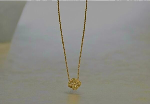 Lisa Clover Necklace