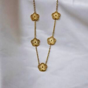 Grace Clover Necklace