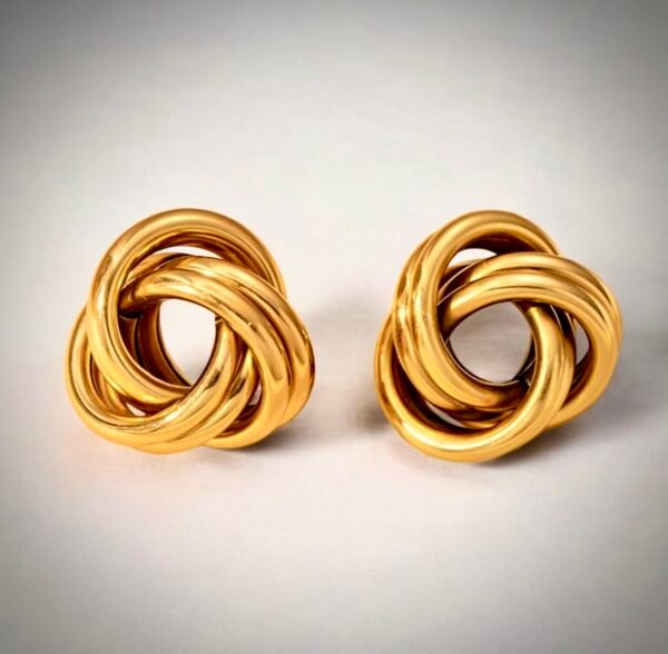 Beatrix Earring
