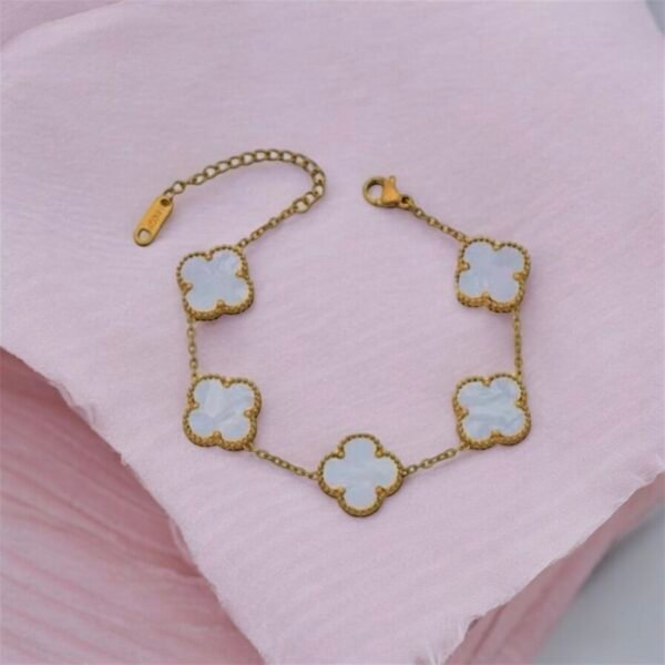 Mabel clover bracelet