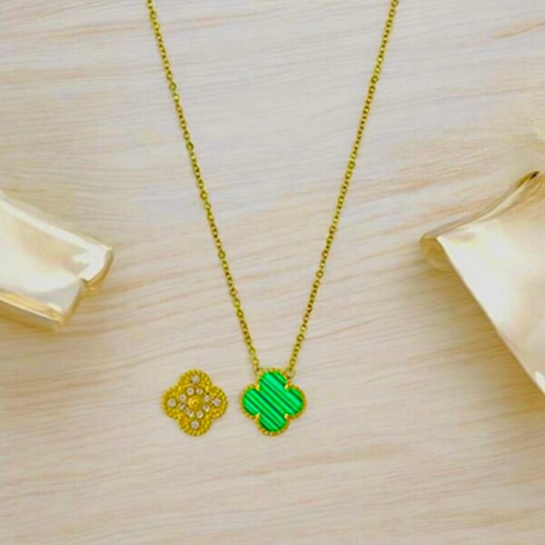 Isla zircon clover necklace