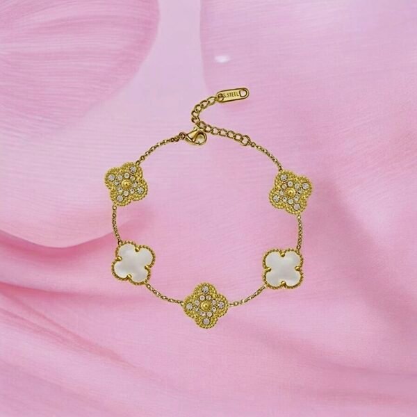 Gianna zircon clover bracelet