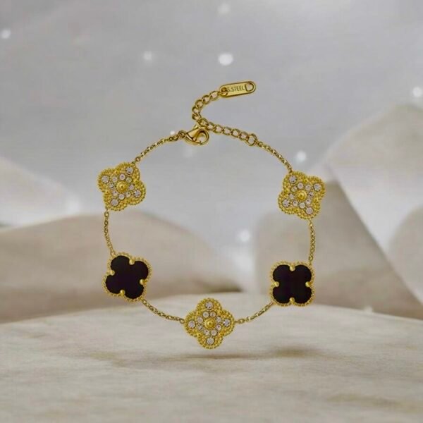 Maya zircon clover bracelet