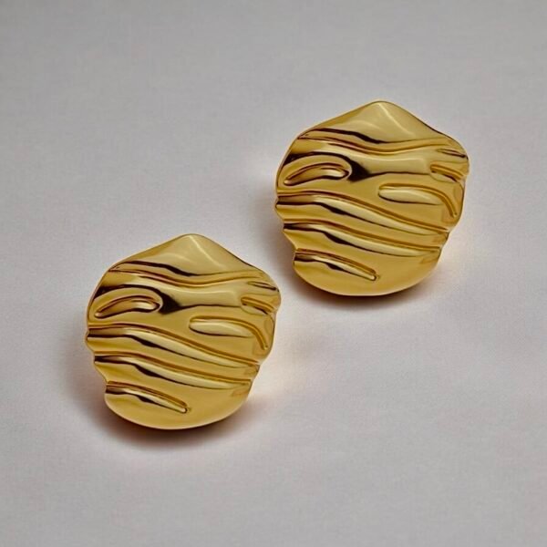 Ollie earring